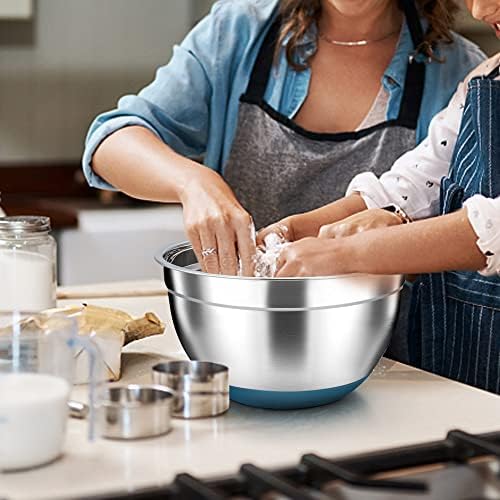 TEAMFAR Rührschüssel Set 6 Stück aus Edelstahl mit Deckel, luftdicht & stapelbar für die Küche, inkl. 3 Reibenaufsätzen